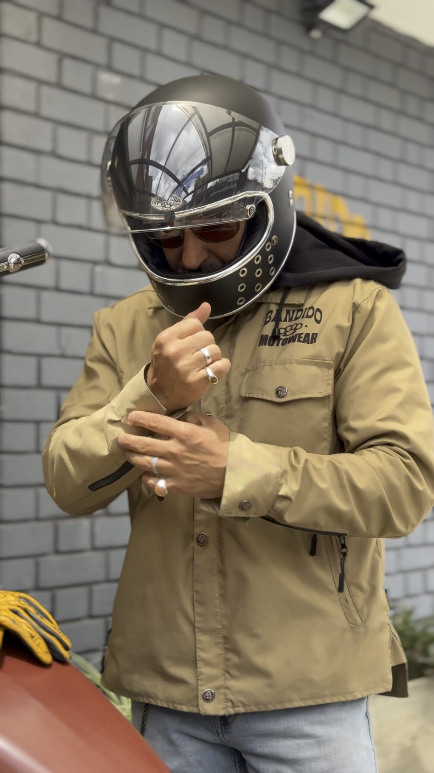 Chaqueta Ruta 72 - Arena - con protecciones