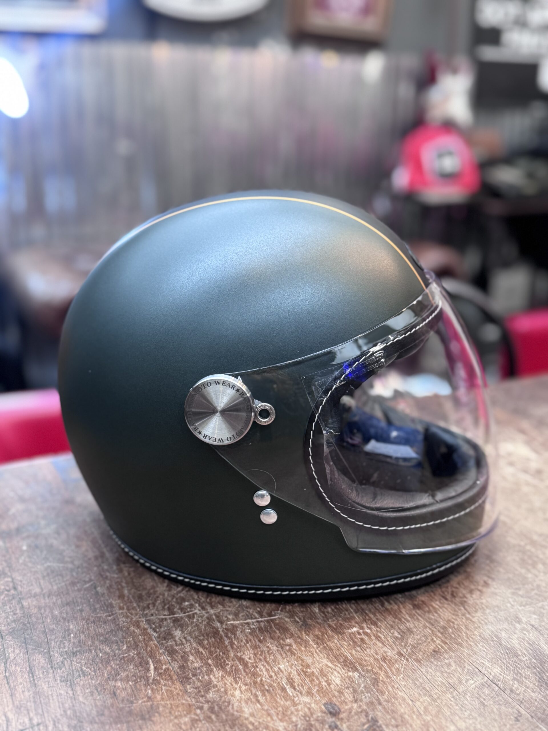 Casco Bárbaro verde línea GT + visor plano abatible - Image 4