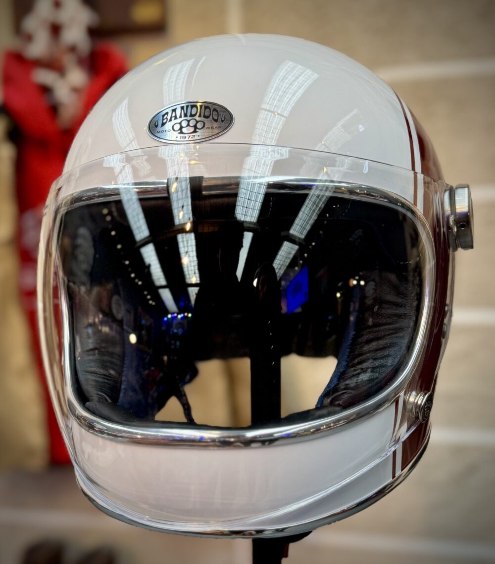 Casco Bárbaro - blanco y vino tinto + visor plano abatible - Image 3