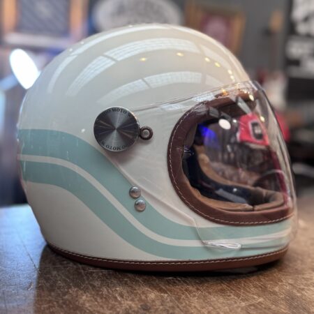 Casco Bárbaro Crema líneas curvas + Visor plano abatible