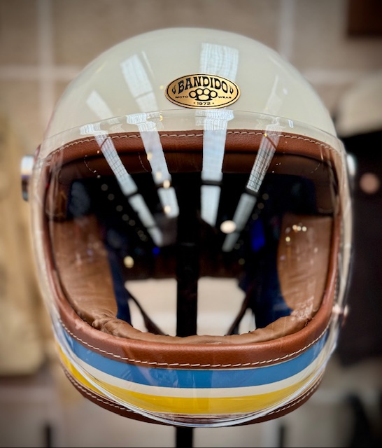 Casco Bárbaro Crema líneas Roma + Visor plano abatible - Image 3