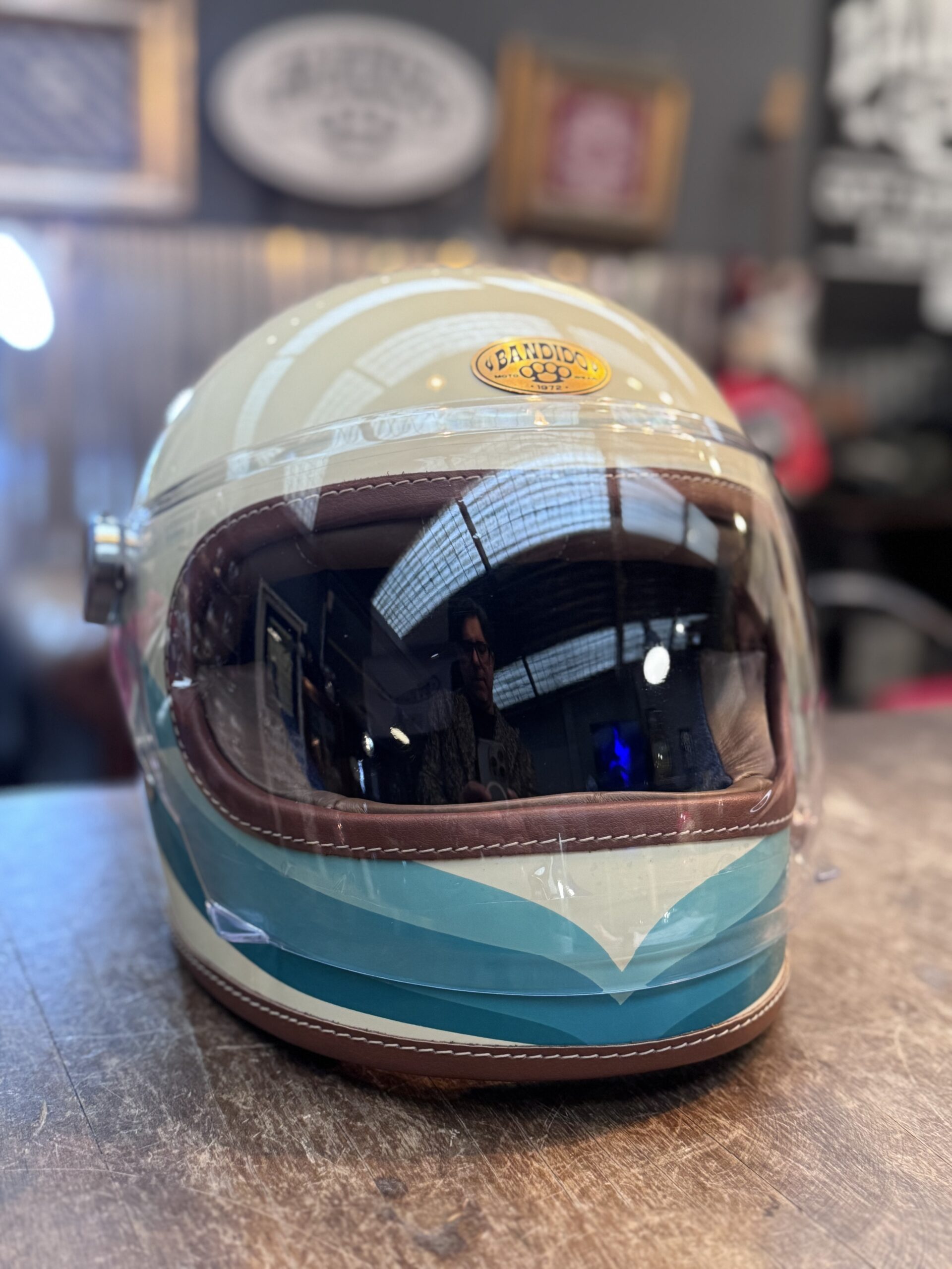 Casco Fierro - línea primavera + visor abatible plano - Image 3