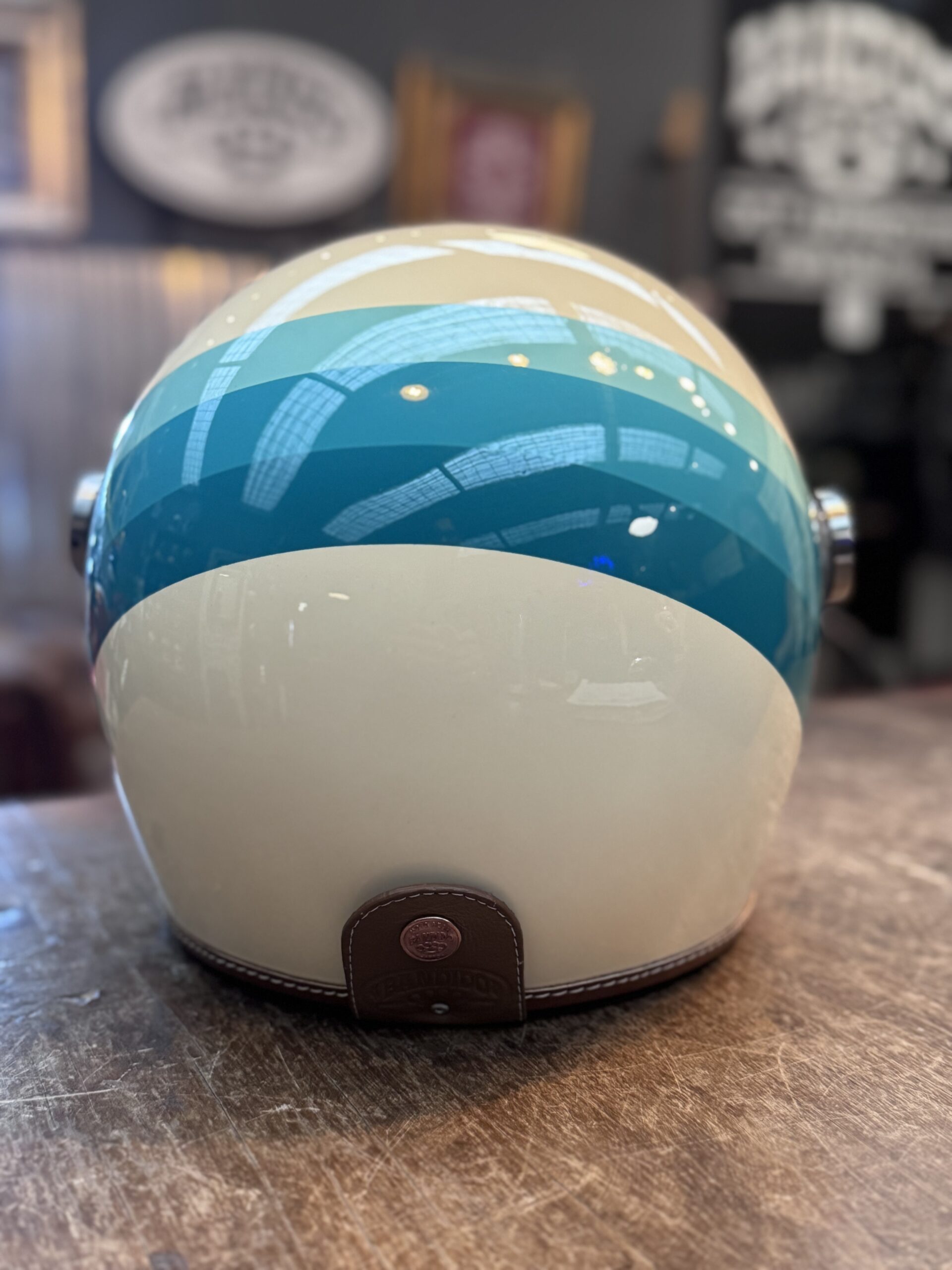 Casco Fierro - línea primavera + visor abatible plano - Image 2