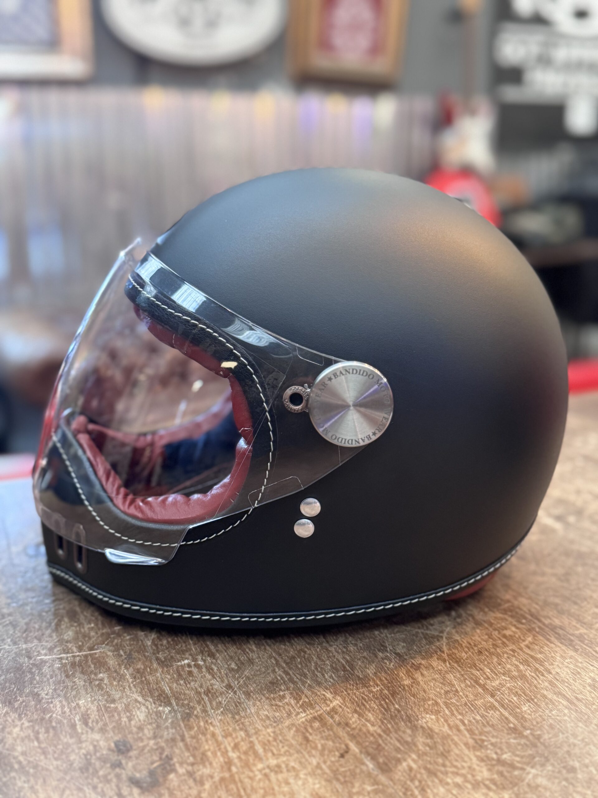 Casco Coyote - Negro mate + visor plano abatible - Image 4